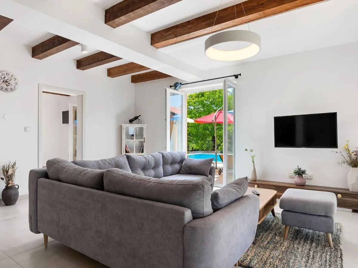 Quaint Holiday Home Near Buzet With Terrace